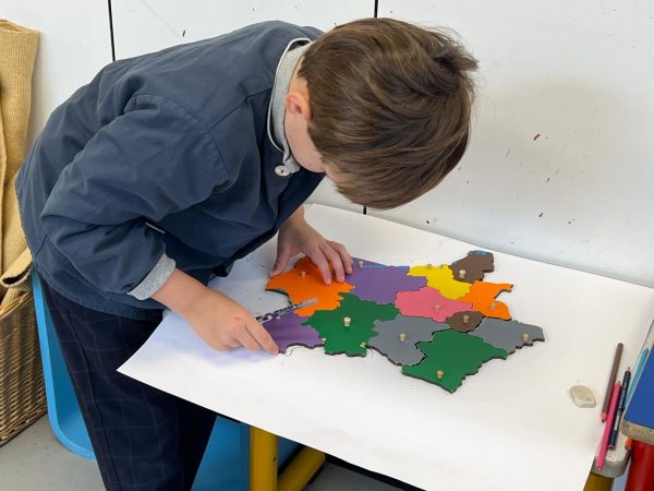 Lecture individualisée avec la maîtresse